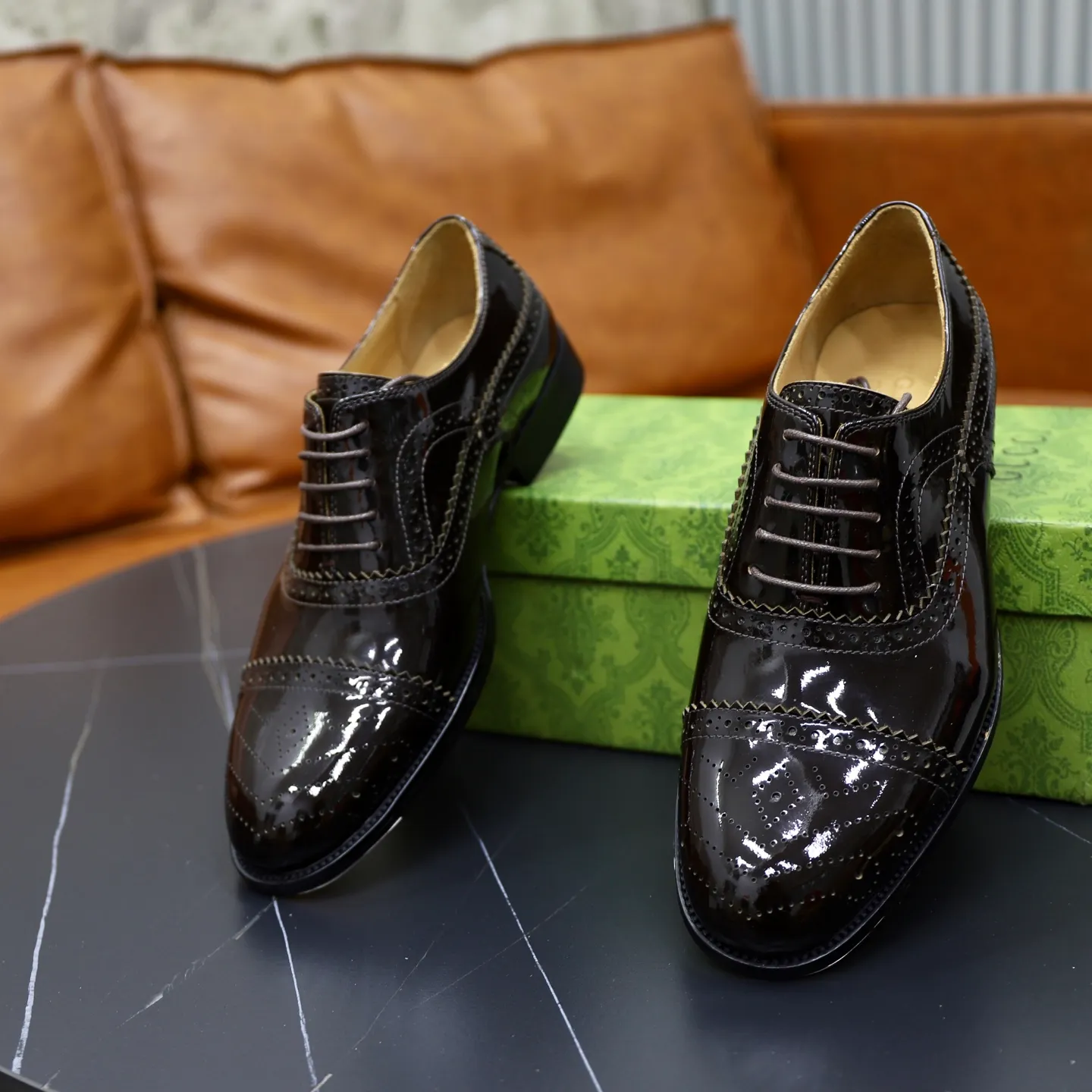Men's shoes 💰660💰🙅‍♂️🙅‍♂️🙅‍♂️Niuli Brand: Gucci GuCCI Standard code: Men's code 39-44 (45 can be customized) Grade: Same style as the official website Original quality Material: Original cowhide surface Comfortable cowhide lining Original outsole Style category: Men's fashionable casual leather shoes Distinguished big-name luxury elements, top luxury Color: actual picture color